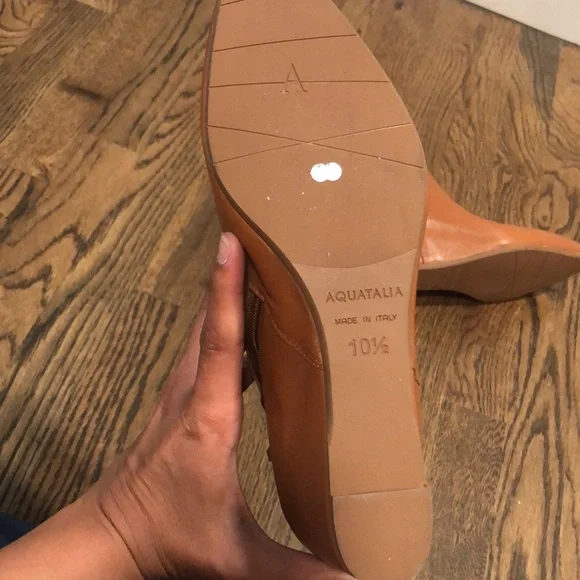 AQUATALIA Palmer women pointed ankle hidden wedge boots color tan FITS LIKE sz 9 - Picture 9 of 14